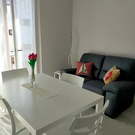 Sunny House Apartamento